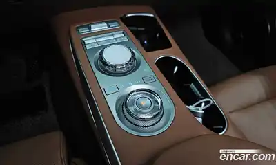 Genesis GV70 2021 2.5 Автомат в Москве № 758845, миниатюра 9