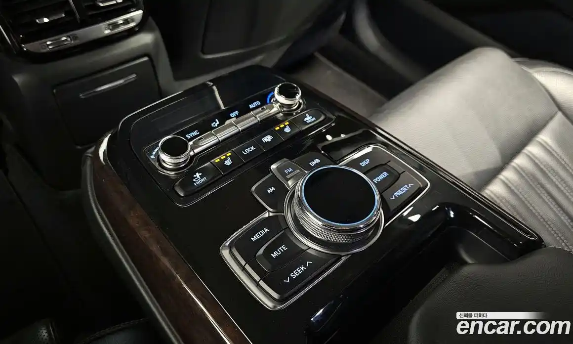 Genesis EQ900 2018 3.8 Автомат в Москве № 759343, фото 17