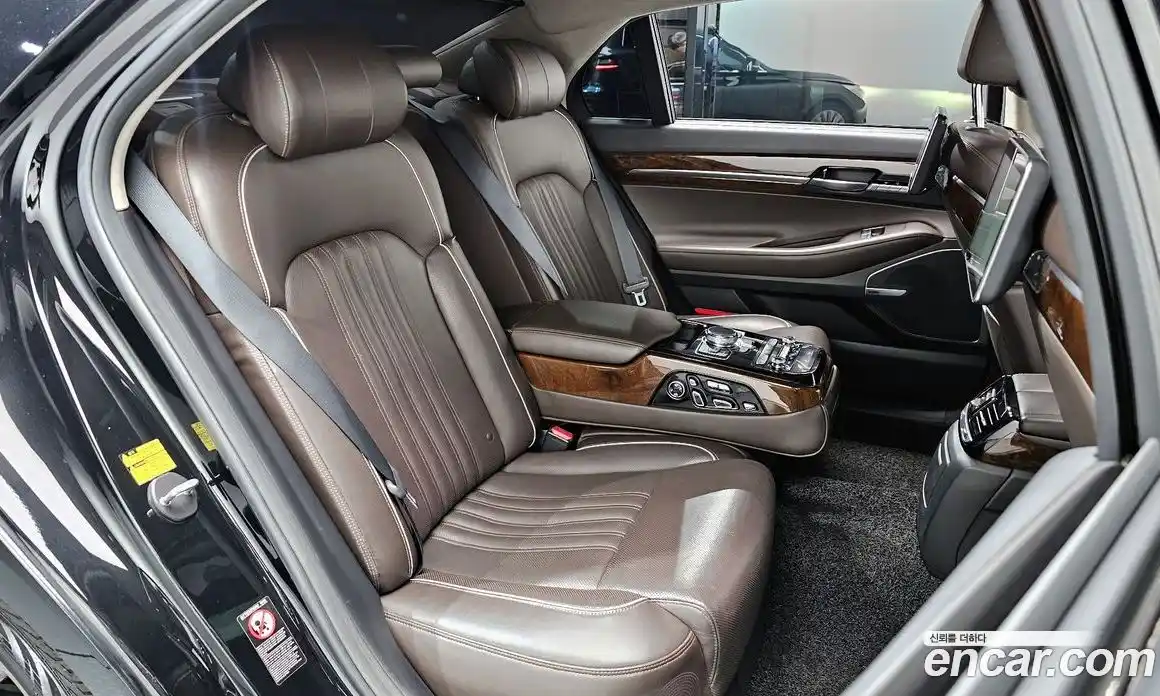 Genesis EQ900 2017 3.3 Автомат в Москве № 759364, фото 12