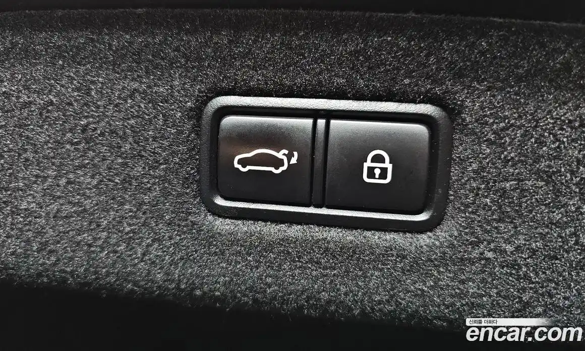 Genesis EQ900 2017 3.3 Автомат в Москве № 759364, фото 19