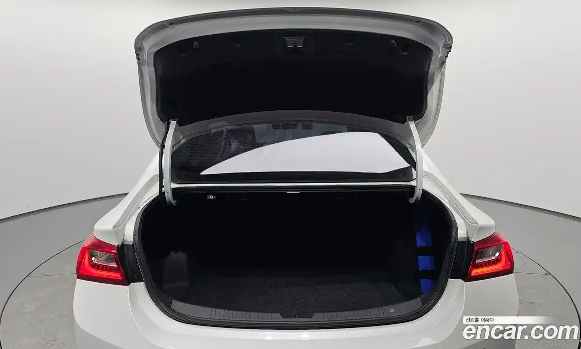 Chevrolet Malibu 2018 1.5 Автомат в Москве № 759571, фото 20