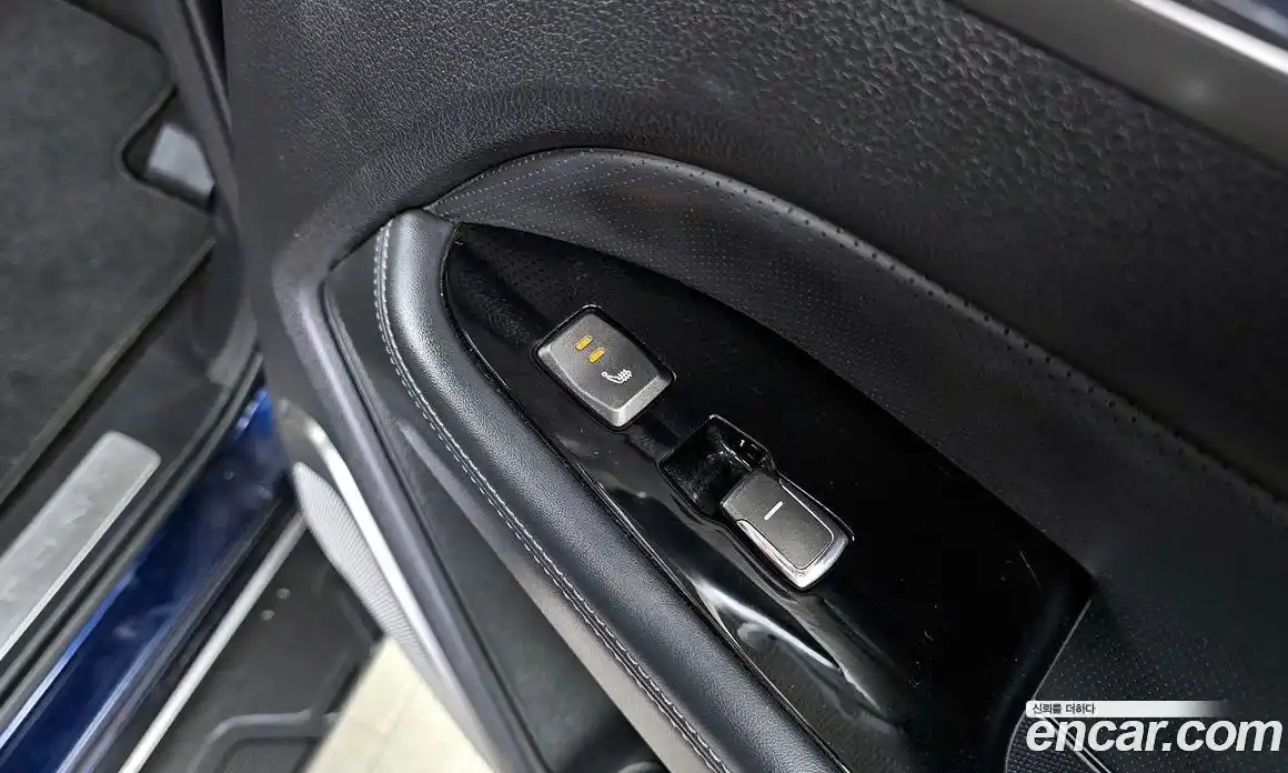 SsangYong Rexton 2017 2.2 Автомат в Москве № 760310, фото 18