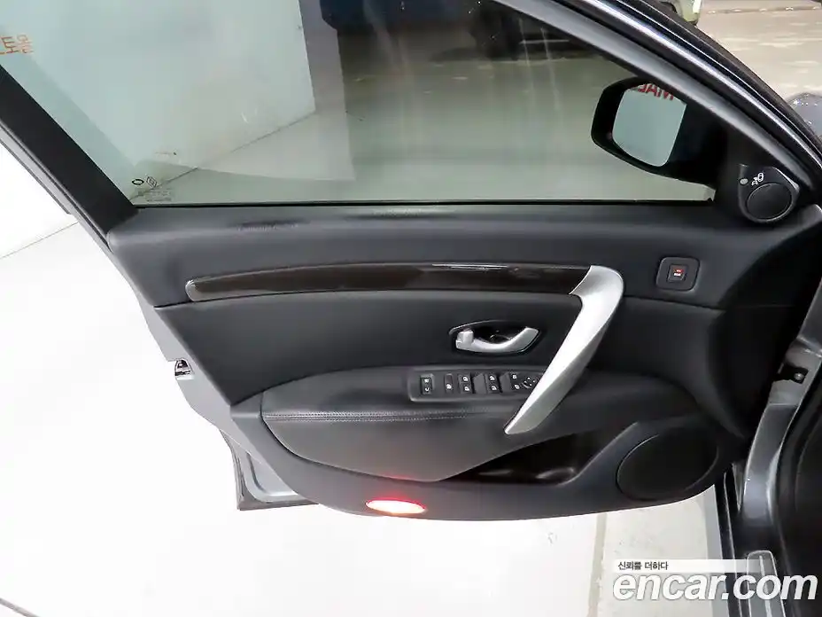 Renault SM7 2018 2.0 Автомат в Москве № 761661, фото 14