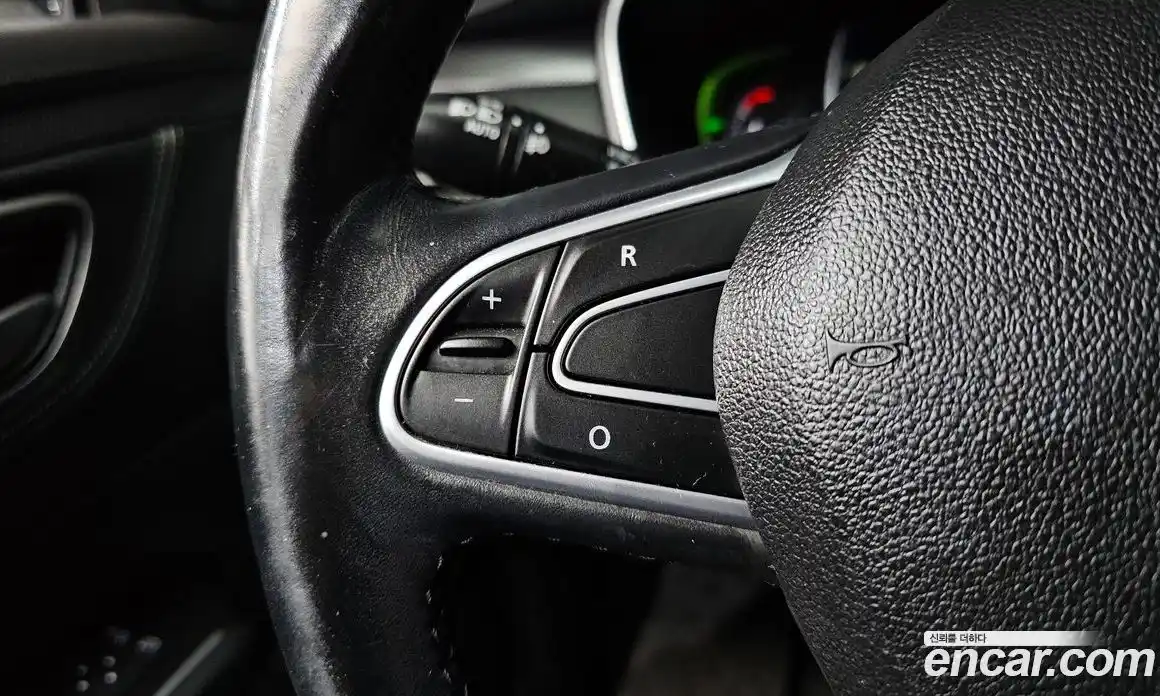 Renault SM6 2017 1.5 Автомат в Москве № 761762, фото 10