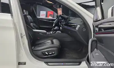 BMW 5-Series 2021 2.0 Автомат в Москве № 763367, миниатюра 11