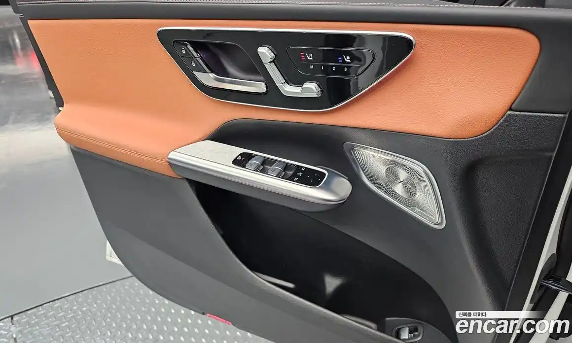 Mercedes-Benz GLC-Class 2025 2.0 Автомат в Москве № 763672, фото 14