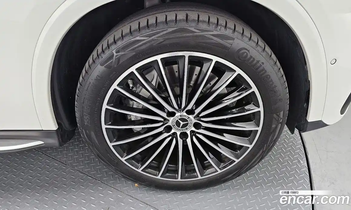 Mercedes-Benz GLC-Class 2025 2.0 Автомат в Москве № 763672, фото 5