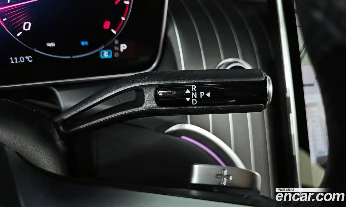 Mercedes-Benz GLC-Class 2025 2.0 Автомат в Москве № 763672, фото 9