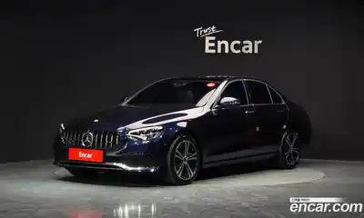 Mercedes-Benz E-Class, 2022