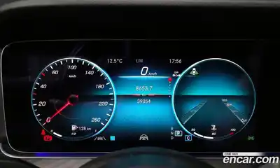 Mercedes-Benz E-Class 2022 2.0 Автомат в Москве № 764023, миниатюра 8