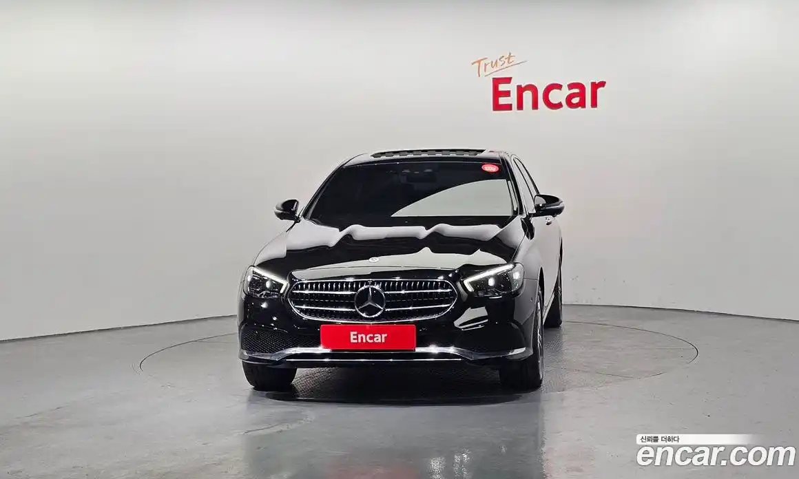 Mercedes-Benz E-Class 2022 2.0 Автомат в Москве № 764265, фото 3