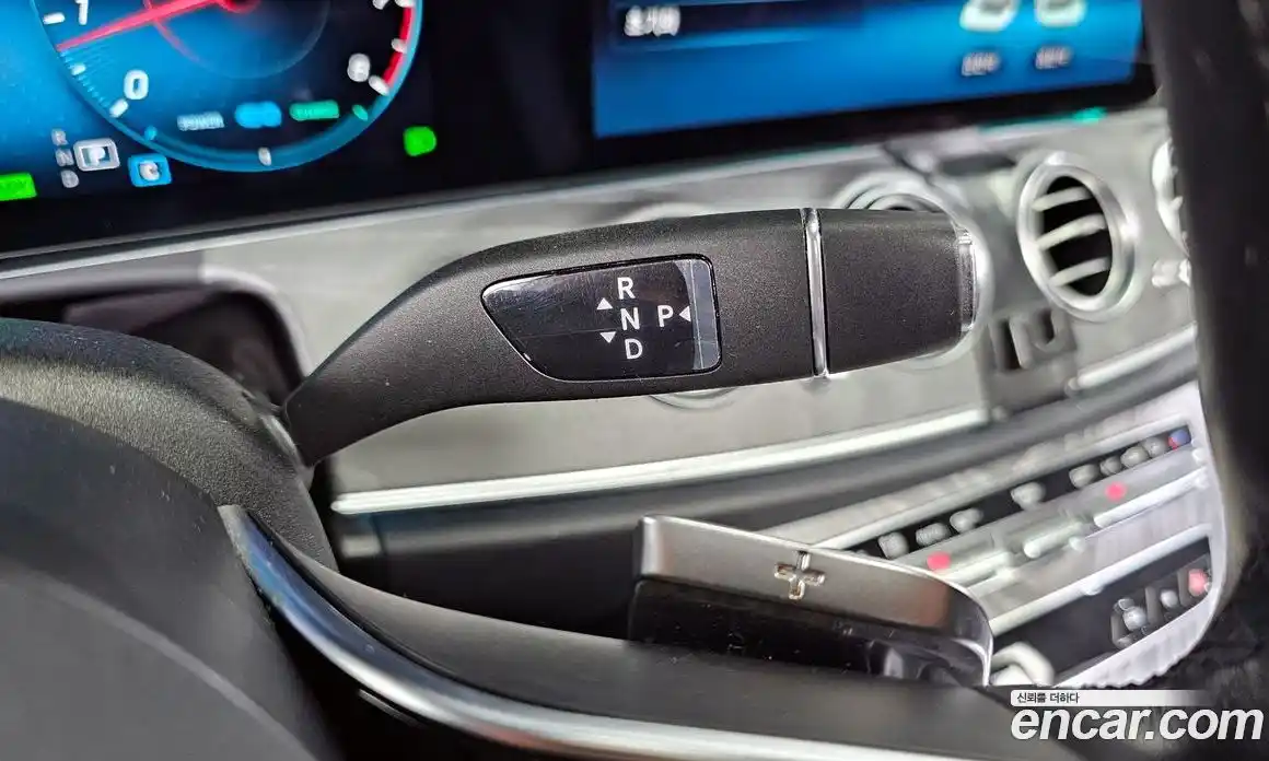 Mercedes-Benz E-Class 2022 2.0 Автомат в Москве № 764265, фото 9