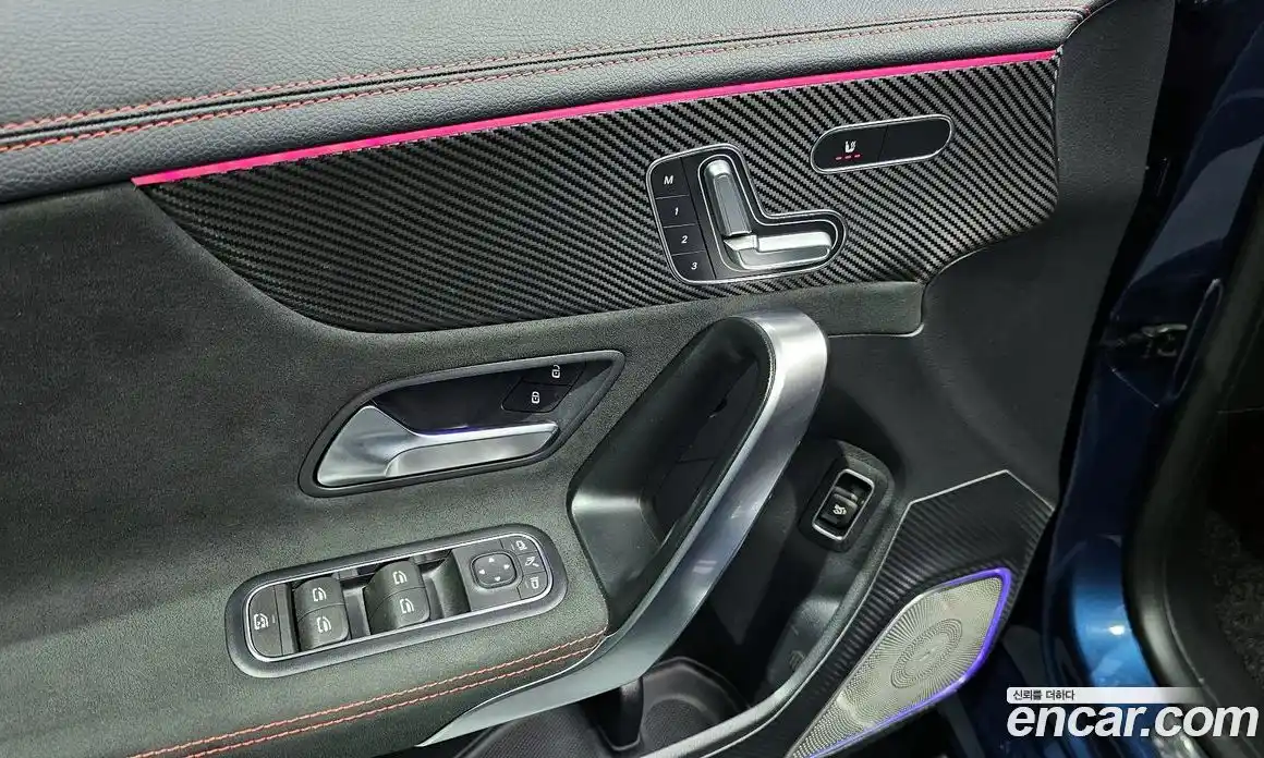 Mercedes-Benz CLA-Class 2020 2.0 Автомат в Москве № 764354, фото 18