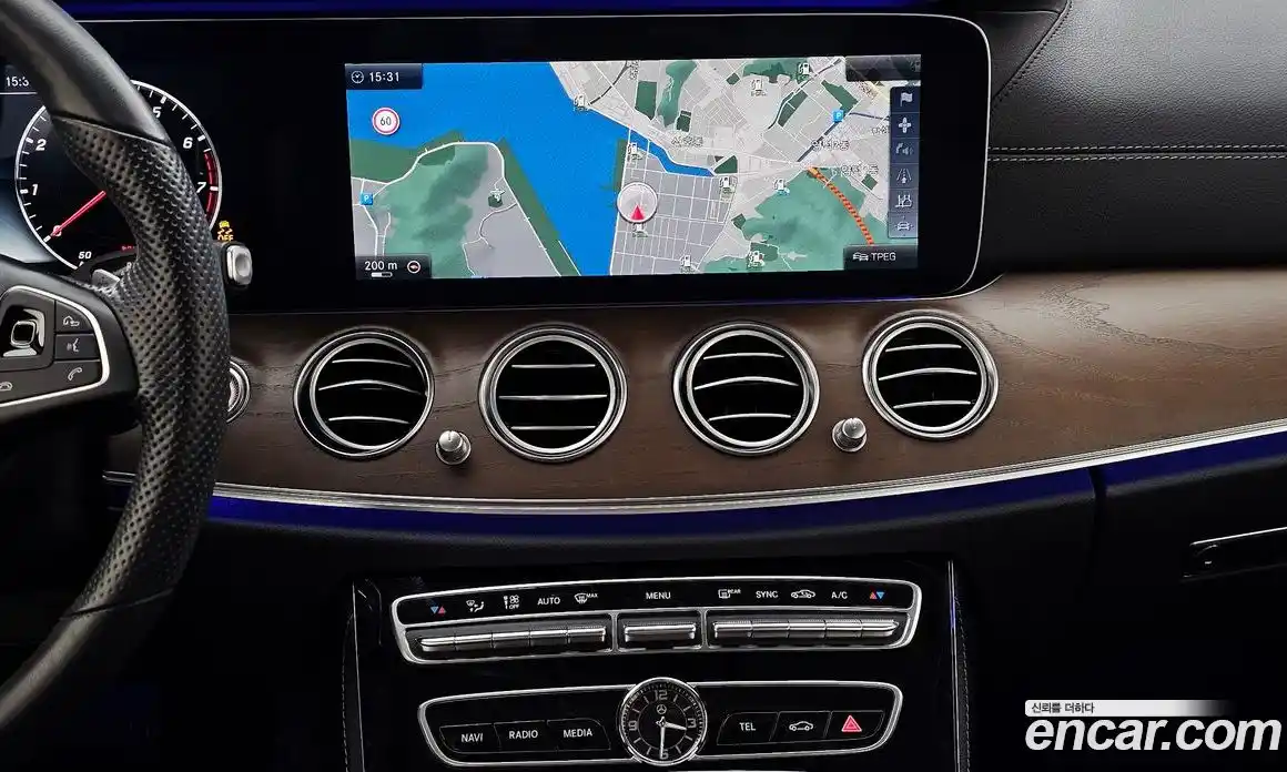 Mercedes-Benz E-Class 2017 2.0 Автомат в Москве № 764380, фото 14