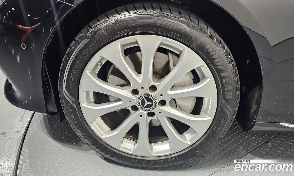 Mercedes-Benz E-Class 2017 2.0 Автомат в Москве № 764380, фото 5