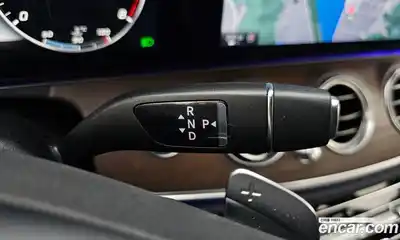 Mercedes-Benz E-Class 2017 2.0 Автомат в Москве № 764380, миниатюра 9