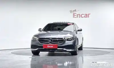 Mercedes-Benz E-Class 2021 2.0 Автомат в Москве № 764658, миниатюра 2