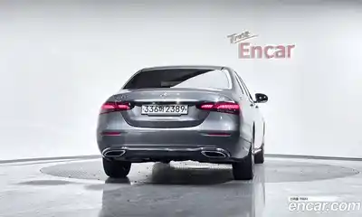 Mercedes-Benz E-Class 2021 2.0 Автомат в Москве № 764658, миниатюра 3