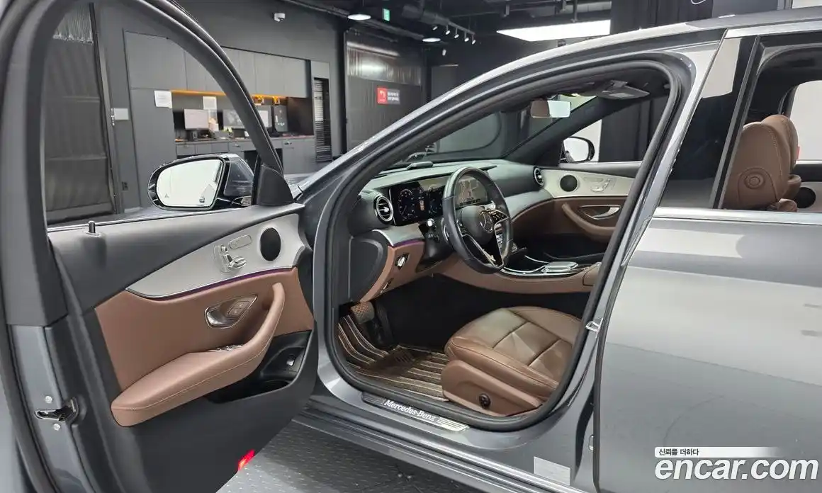 Mercedes-Benz E-Class 2021 2.0 Автомат в Москве № 764658, фото 10