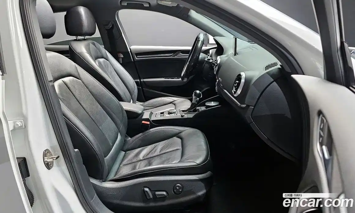 Audi A3 2018 2.0 Автомат в Москве № 764947, фото 11