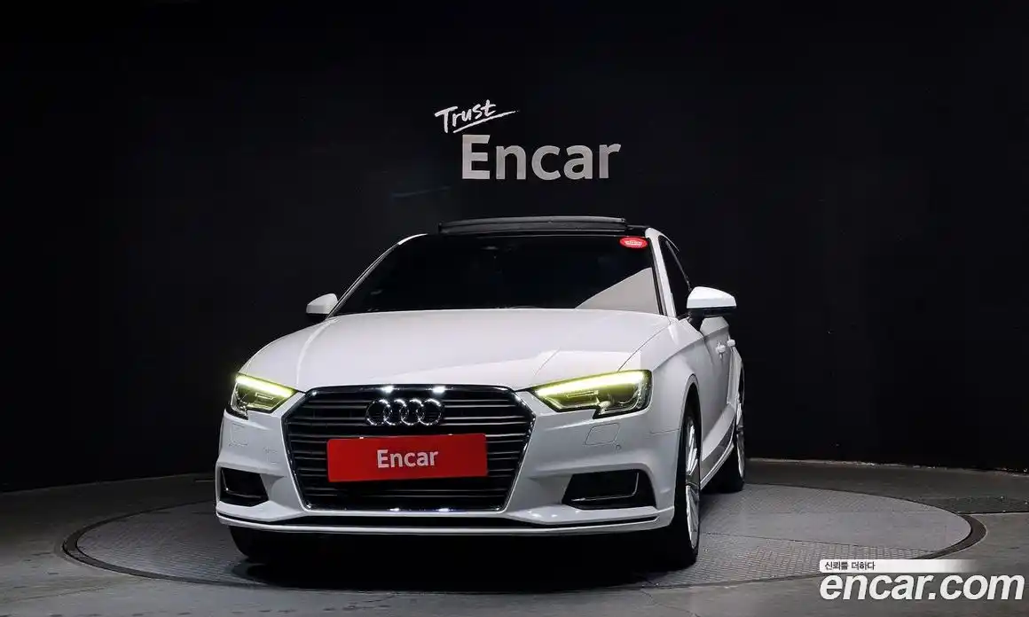 Audi A3 2018 2.0 Автомат в Москве № 764947, фото 3