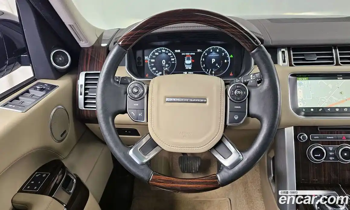 Land Rover Range-Rover 2017 5.0 Автомат в Москве № 766025, фото 13