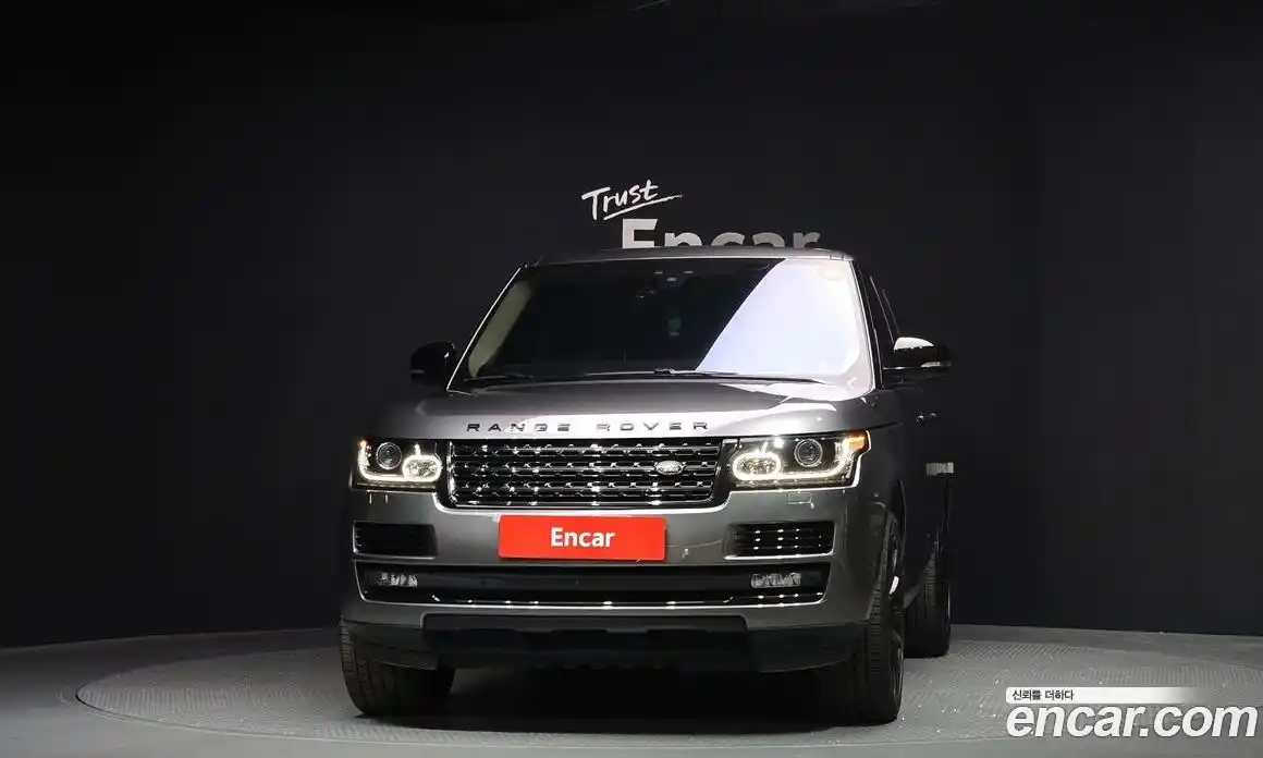 Land Rover Range-Rover 2017 5.0 Автомат в Москве № 766025, фото 3