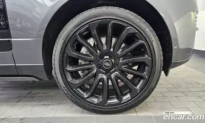 Land Rover Range-Rover 2017 5.0 Автомат в Москве № 766025, миниатюра 5