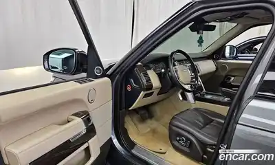 Land Rover Range-Rover 2017 5.0 Автомат в Москве № 766025, миниатюра 10