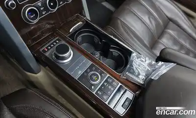 Land Rover Range-Rover 2016 4.4 Автомат в Москве № 766189, миниатюра 9