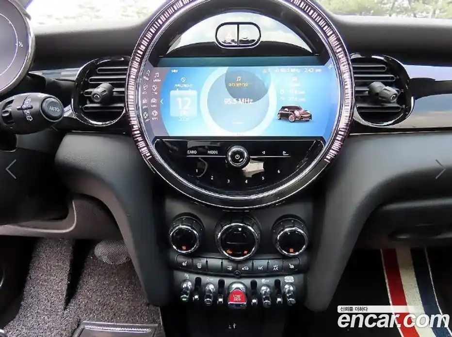 Mini Cooper 2023 1.5 Автомат в Москве № 766360, фото 13