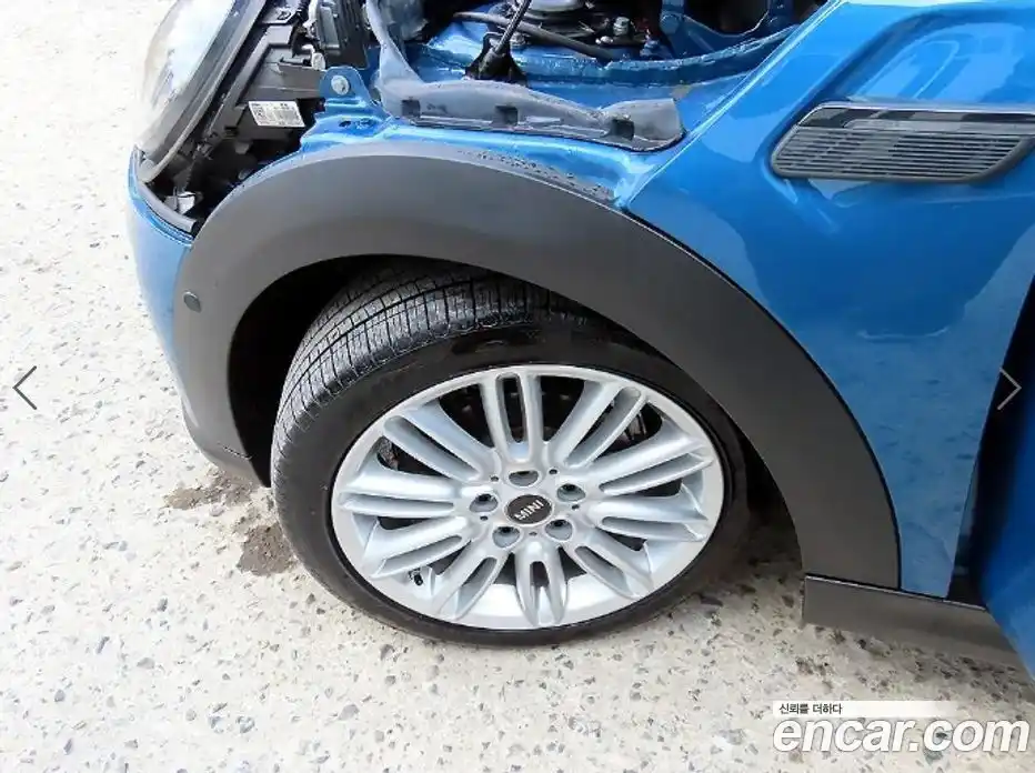 Mini Cooper 2023 1.5 Автомат в Москве № 766360, фото 19