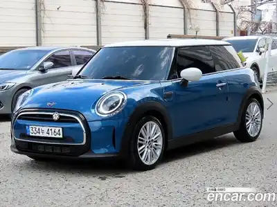 Mini Cooper 2023 1.5 Автомат в Москве № 766360, миниатюра 2