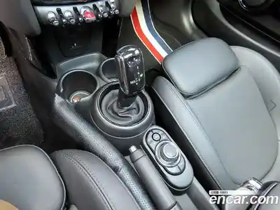 Mini Cooper 2023 1.5 Автомат в Москве № 766360, миниатюра 10