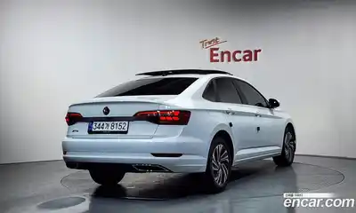 Volkswagen Jetta, 2020