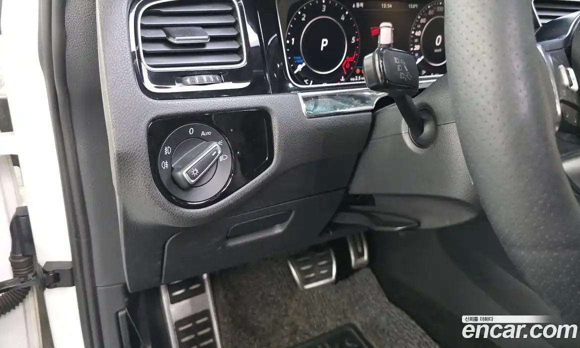 Volkswagen Golf 2015 2.0 Автомат в Москве № 767134, фото 13