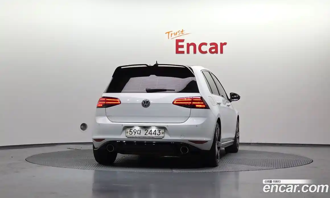 Volkswagen Golf 2015 2.0 Автомат в Москве № 767134, фото 3