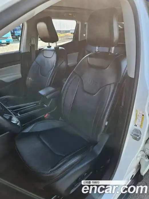 Jeep Compass 2022 2.4 Автомат в Москве № 767354, фото 7