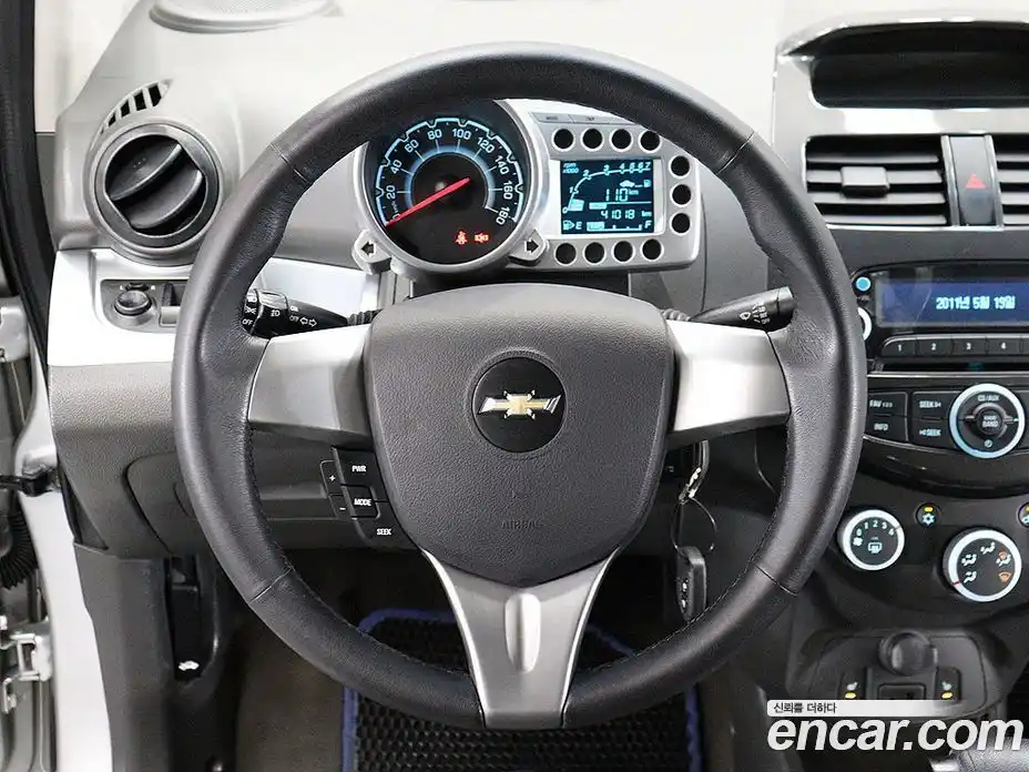 Chevrolet Spark 2013 1.0 Автомат в Москве № 104364, фото 15
