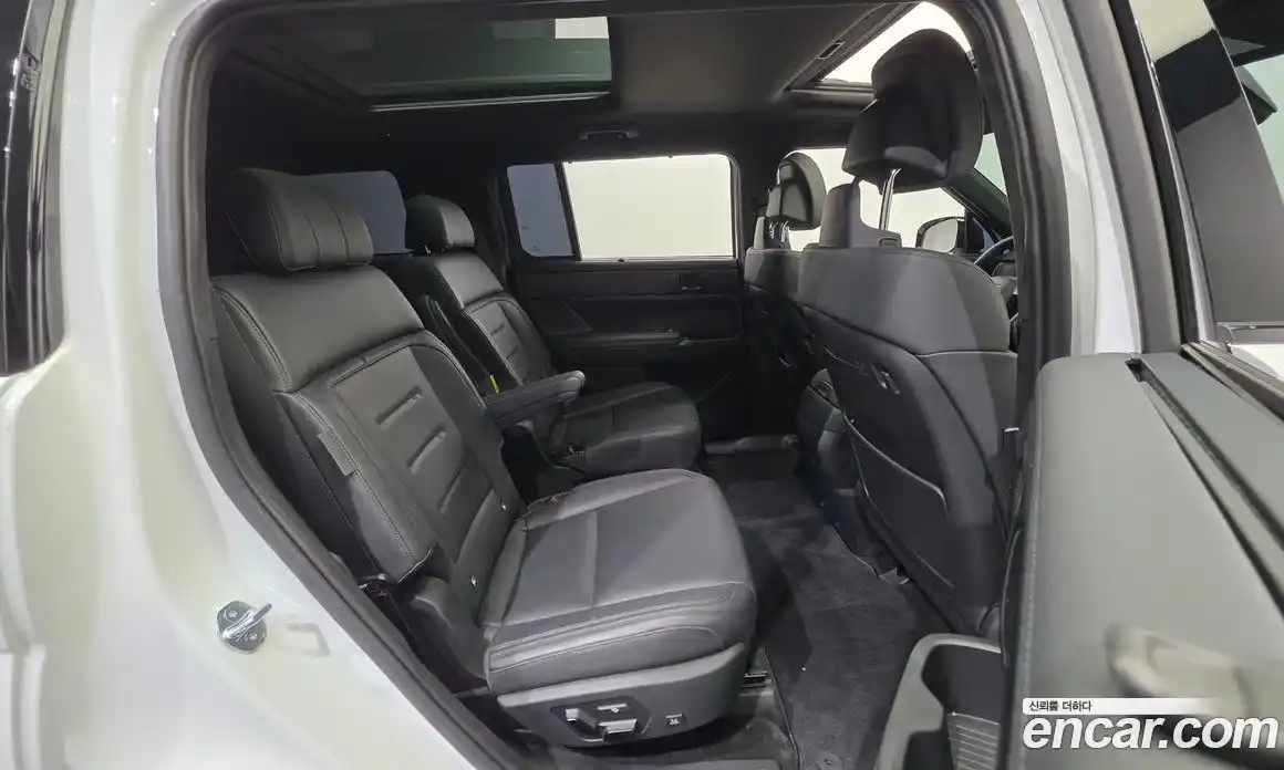 Hyundai Santa Fe 2024 1.6 Автомат в Москве № 107899, фото 19