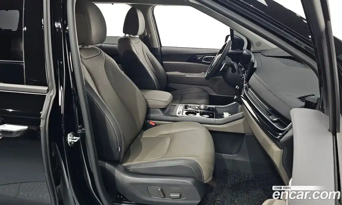 Kia Canival 2024 3.5 Автомат в Москве № 120317, фото 12