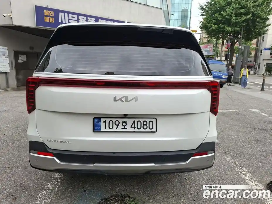 Kia Canival 2025 2.2 Автомат в Москве № 120347, фото 4