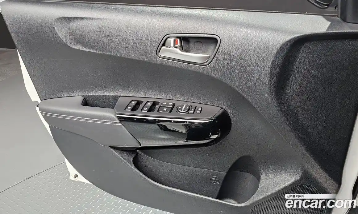 Kia Morning 2024 1.0 Автомат в Москве № 128351, фото 14