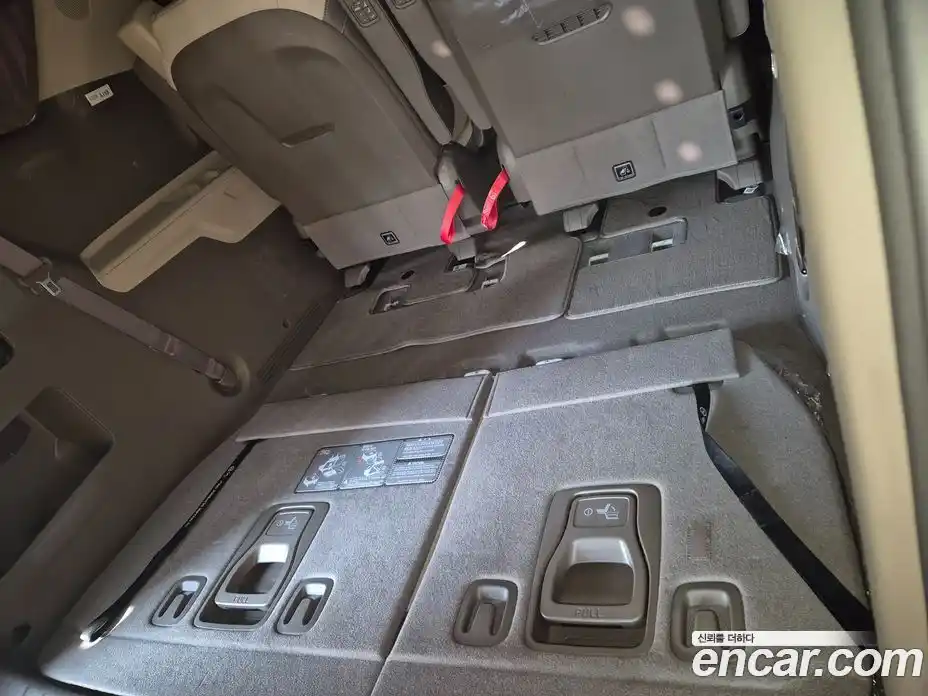 Kia Canival 2025 3.5 Автомат в Москве № 128699, фото 15