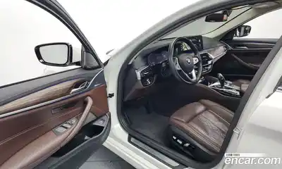 BMW 5-Series 2023 2.0 Автомат в Москве № 157169, миниатюра 10