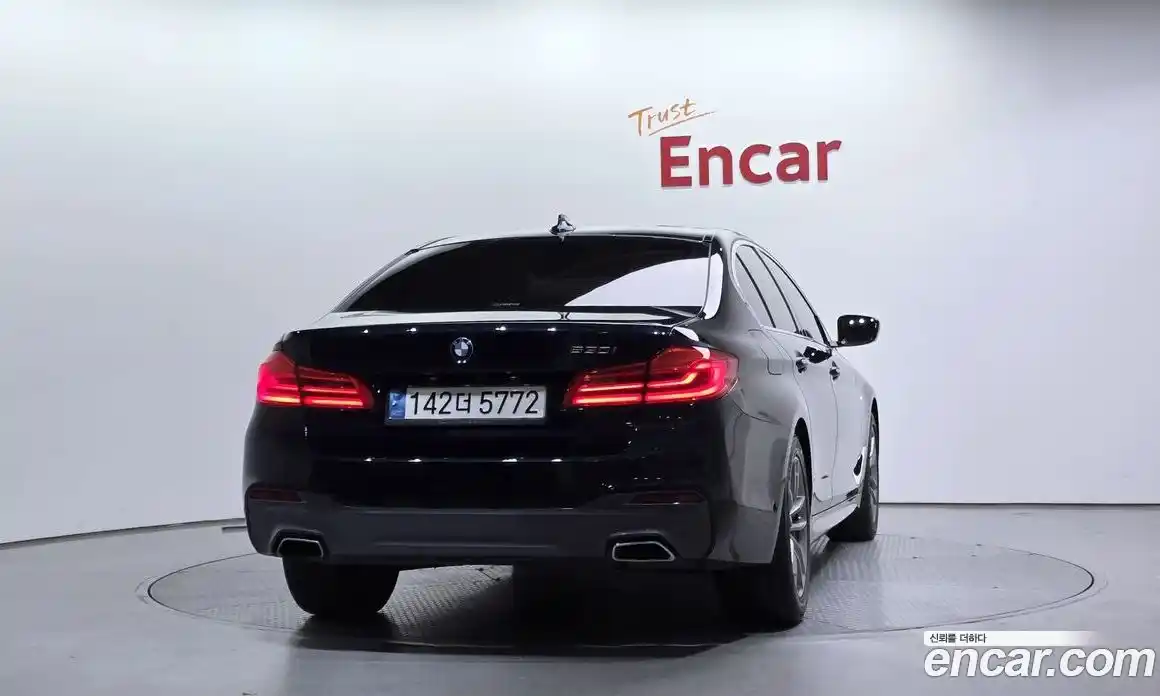 BMW 5-Series 2018 2.0 Автомат в Москве № 158342, фото 4