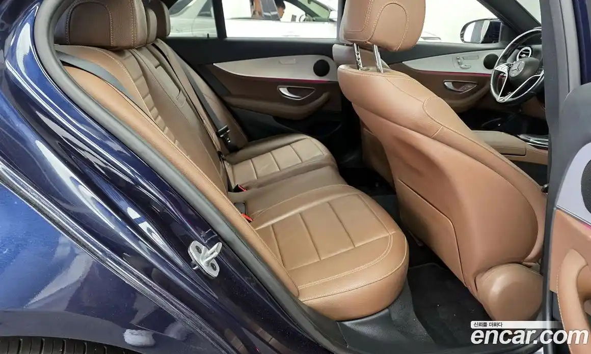 Mercedes-Benz E-Class 2021 2.0 Автомат в Москве № 160925, фото 12