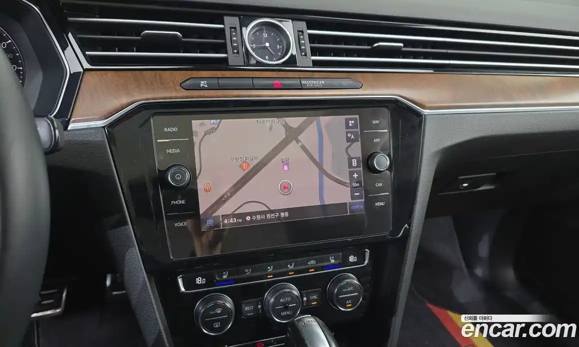 Volkswagen Passat 2018 2.0 Автомат в Москве № 169048, фото 14