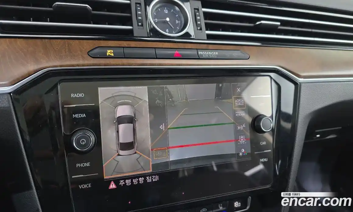 Volkswagen Passat 2018 2.0 Автомат в Москве № 169048, фото 15