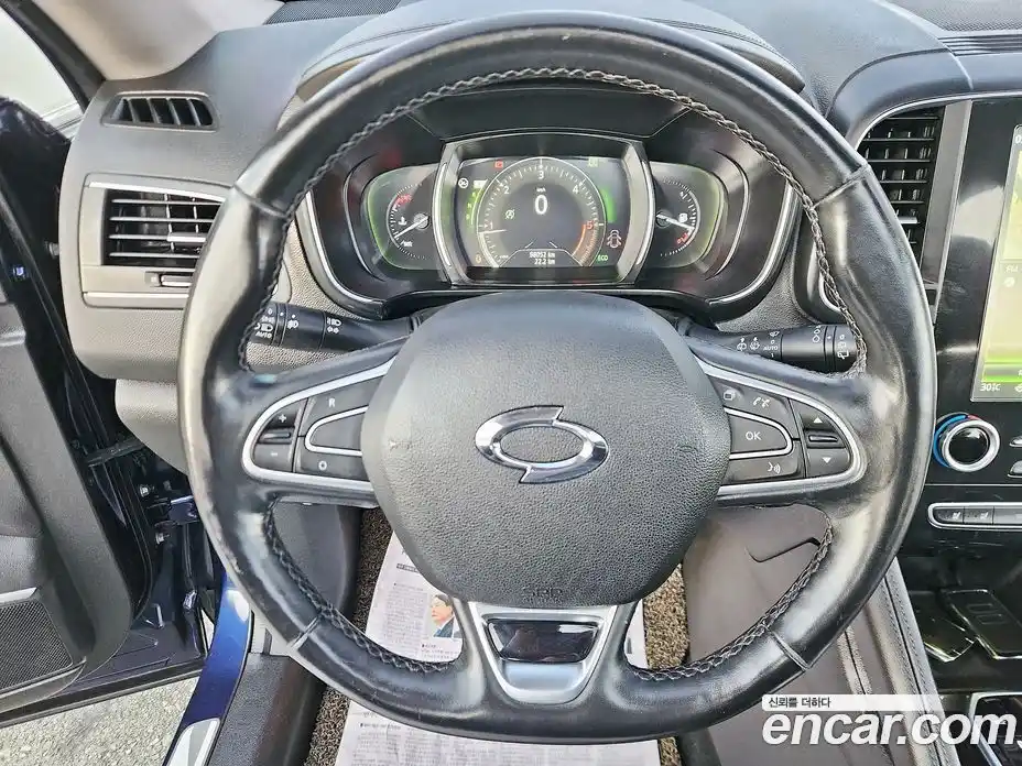 Renault QM6 2017 2.0 Автомат в Москве № 182815, фото 12